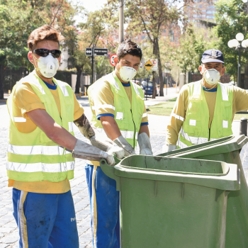 Equipos de Aseo y Ornato trabajan incansablemente para todos los vecinos