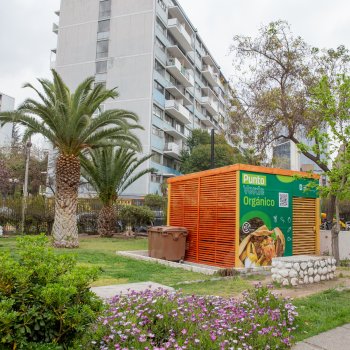 Inauguramos innovadora máquina que transforma residuos orgánicos en compost en pocas horas