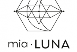 Mía Luna