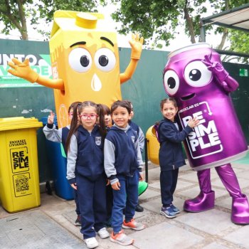 Niños del Liceo Juan Pablo Duarte le dieron el vamos al programa piloto de reciclaje en colegios