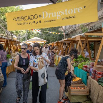 Mercado Drugstore celebró 11 años promoviendo hábitos de consumo saludable