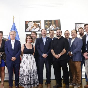 Con la asistencia de ex autoridades, se inauguró exposición "Retrato Presidencial" en homenaje al Ex Mandatario Sebastián Piñera