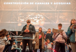 Más de 2 mil personas visitaron la Cápsula del Tiempo en Plaza de la Aviación