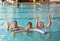 ¡Qué calor! Refréscate con nuestra jornada gratuita de hidrogimnasia